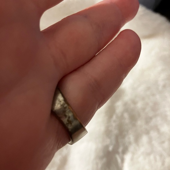 Vintage Ring - Picture 6 of 9